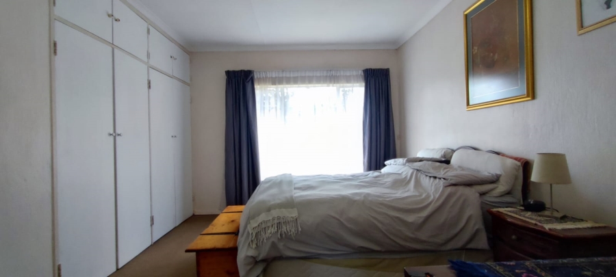 3 Bedroom Property for Sale in Rooihuiskraal North Gauteng