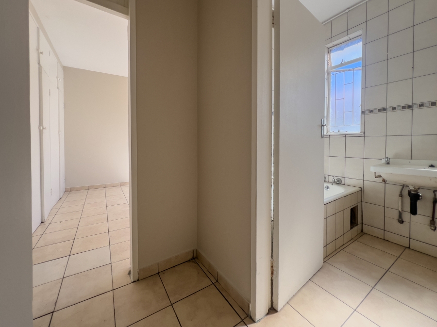 2 Bedroom Property for Sale in Kempton Park Central Gauteng