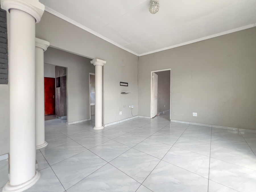 3 Bedroom Property for Sale in Birch Acres Gauteng