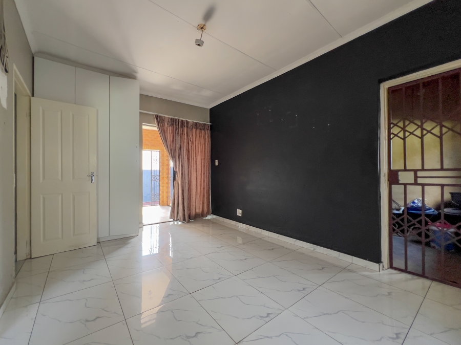 3 Bedroom Property for Sale in Birch Acres Gauteng