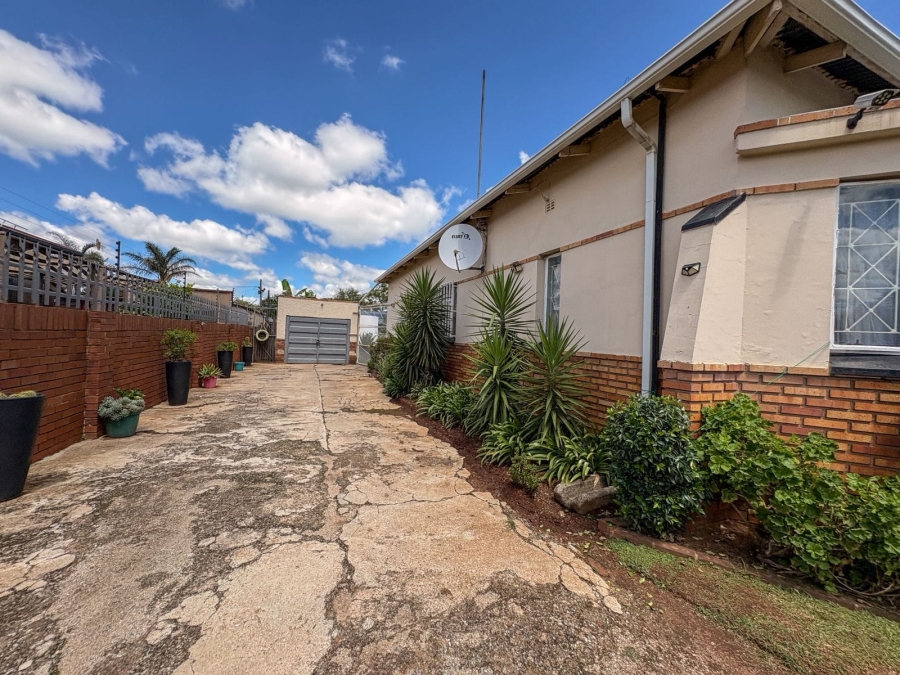To Let 3 Bedroom Property for Rent in Brenthurst Gauteng