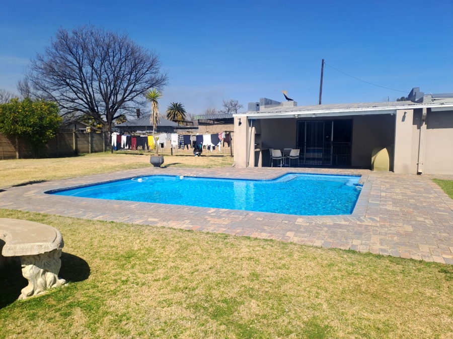 3 Bedroom Property for Sale in Duncanville Gauteng