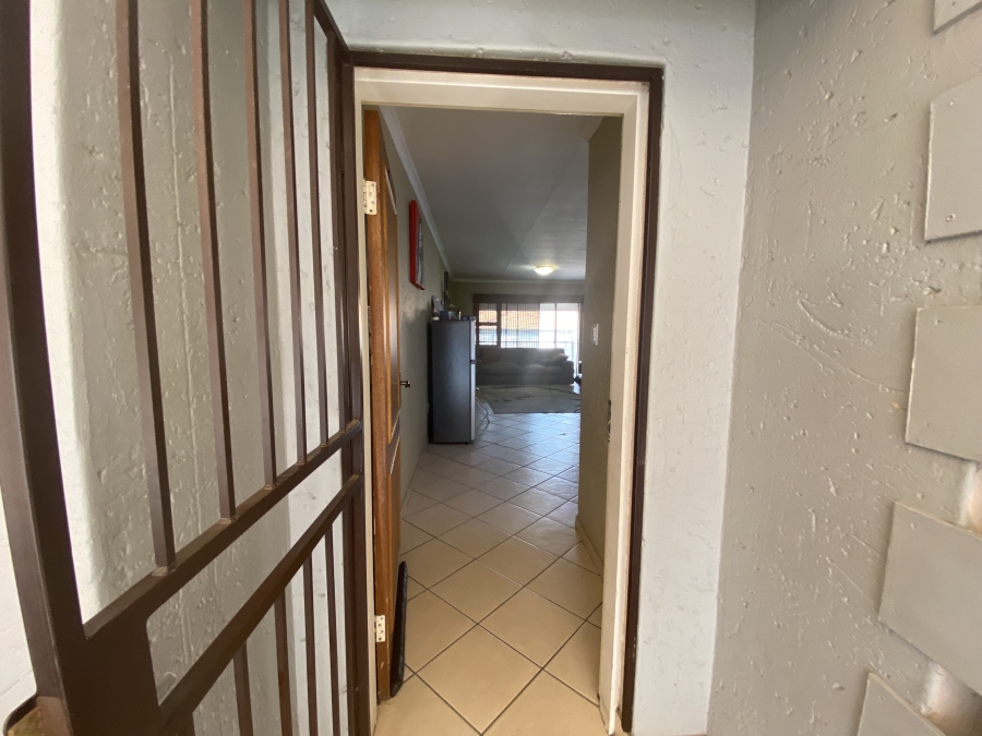 To Let 2 Bedroom Property for Rent in Northgate Gauteng