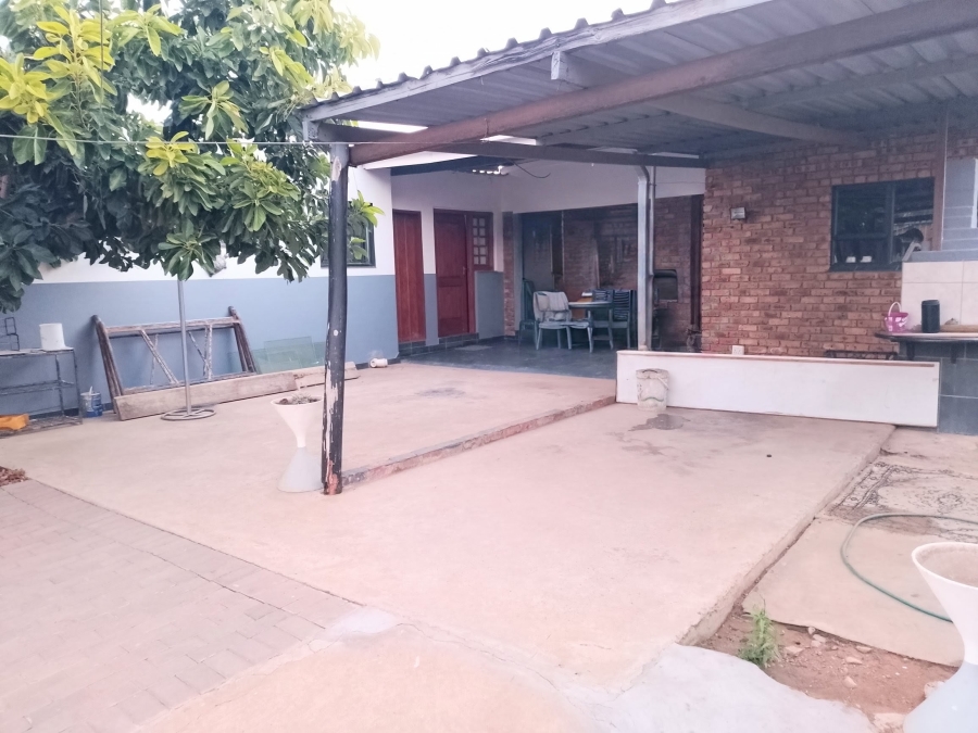4 Bedroom Property for Sale in Mamelodi East Gauteng