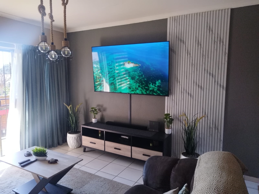 3 Bedroom Property for Sale in Birchleigh North Gauteng