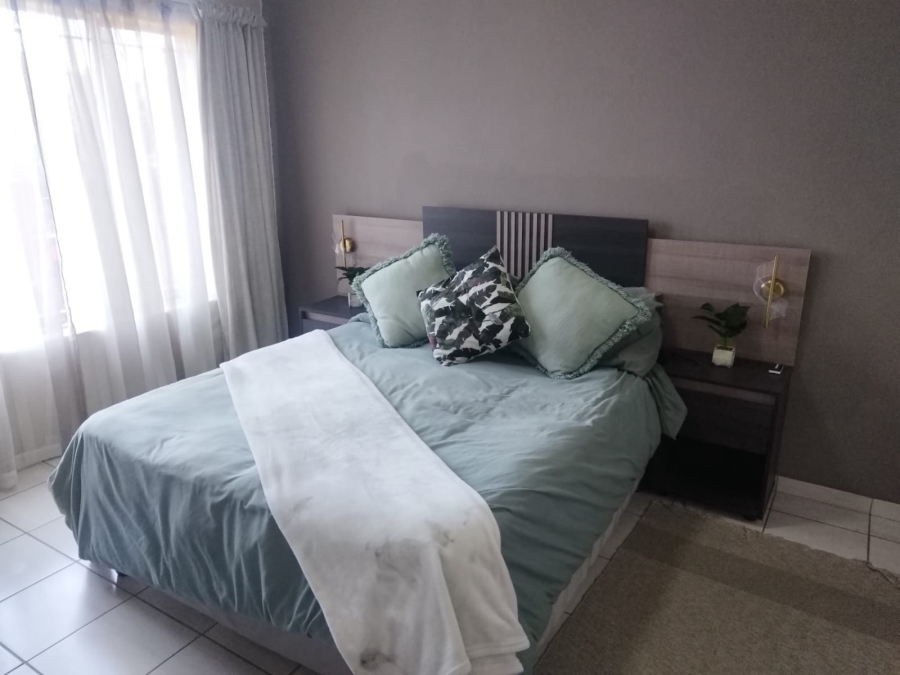 3 Bedroom Property for Sale in Birchleigh North Gauteng
