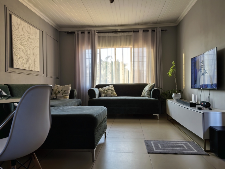 2 Bedroom Property for Sale in Andeon Gauteng