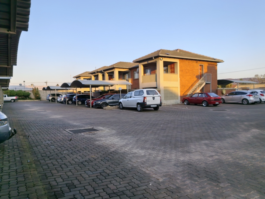 2 Bedroom Property for Sale in Andeon Gauteng