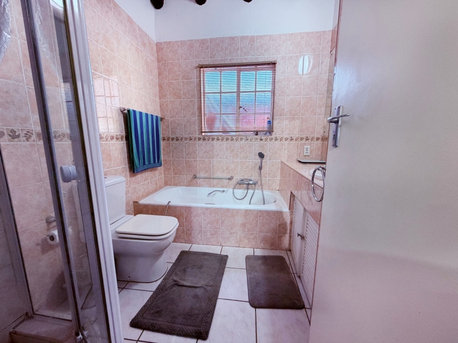 To Let 3 Bedroom Property for Rent in Sunninghill Gauteng