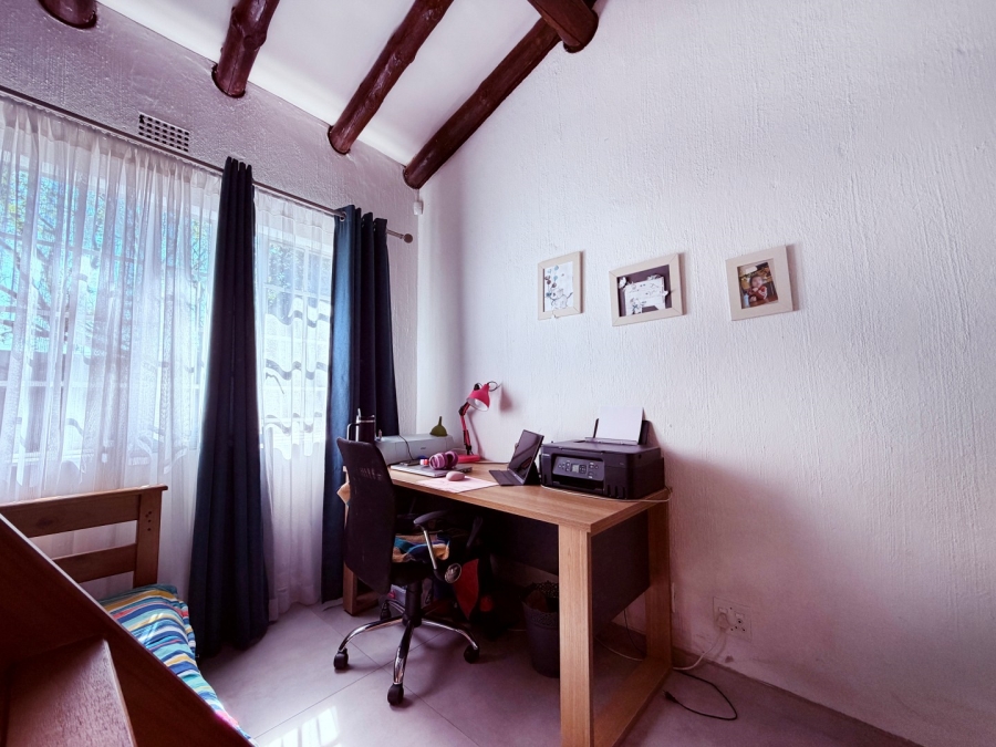 To Let 3 Bedroom Property for Rent in Sunninghill Gauteng