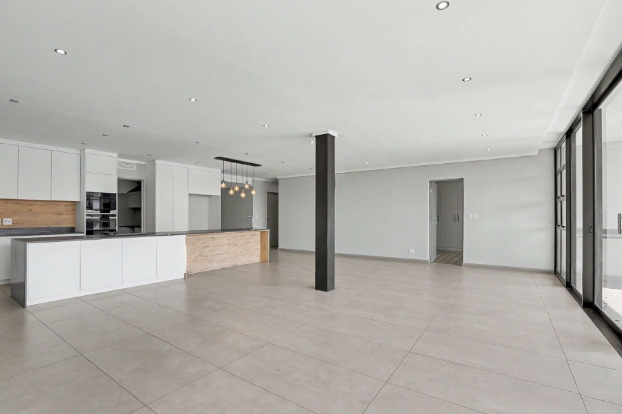 To Let 3 Bedroom Property for Rent in Midstream Estate Gauteng