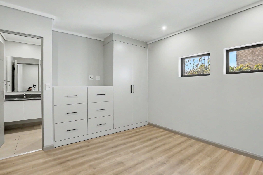 To Let 3 Bedroom Property for Rent in Midstream Estate Gauteng