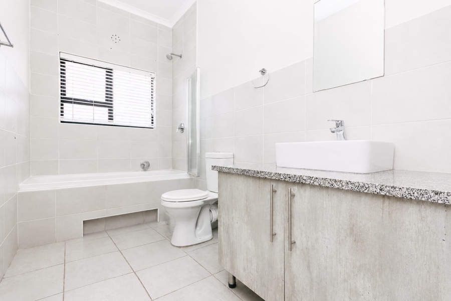 3 Bedroom Property for Sale in Ferndale Gauteng