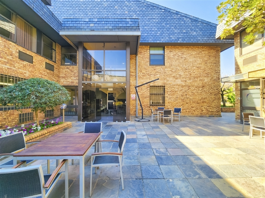 To Let Commercial Property for Rent in Lonehill Gauteng