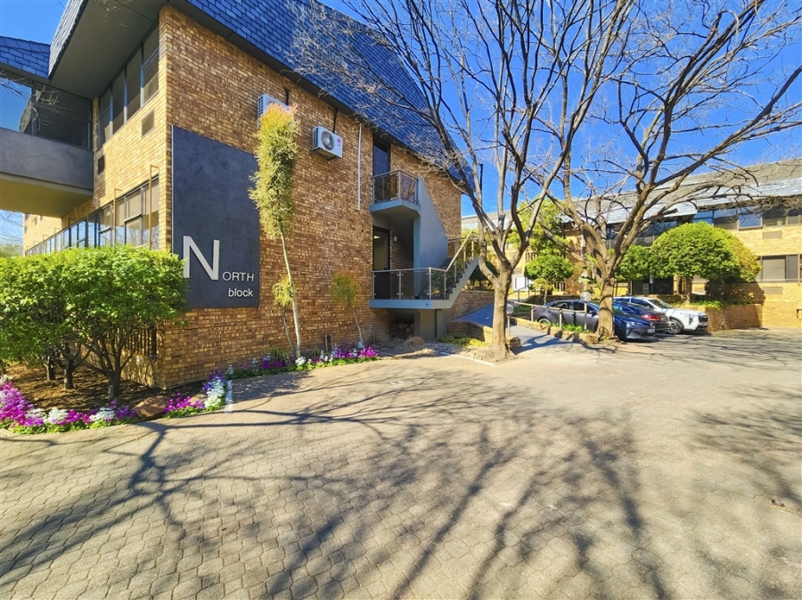To Let Commercial Property for Rent in Lonehill Gauteng