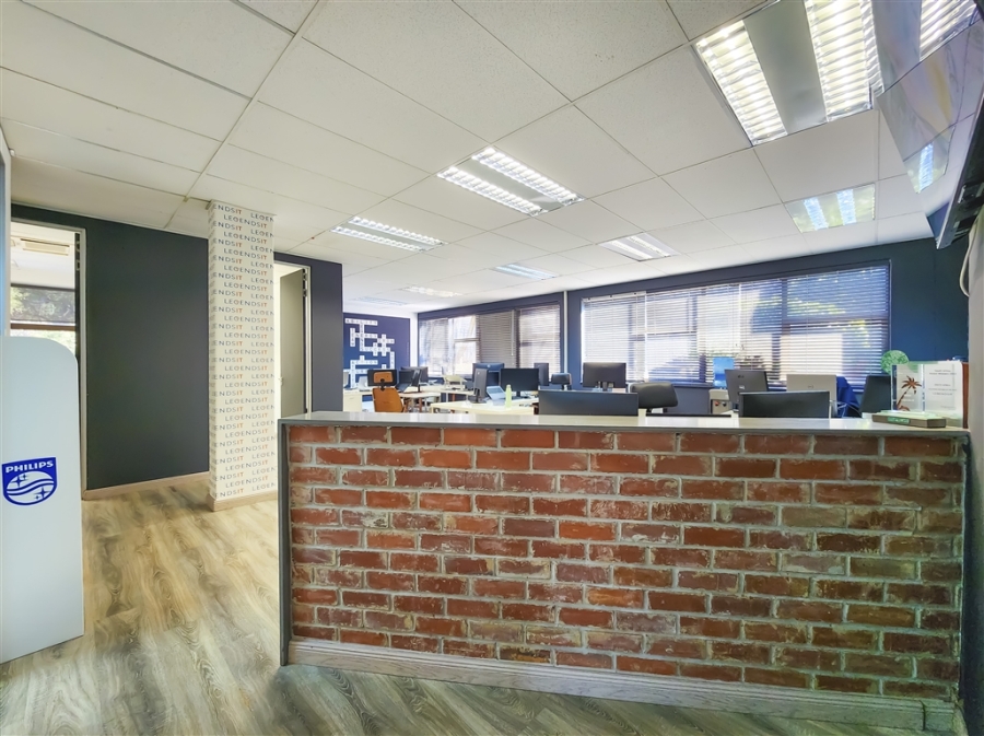 To Let Commercial Property for Rent in Lonehill Gauteng