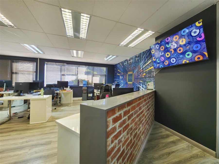 To Let Commercial Property for Rent in Lonehill Gauteng