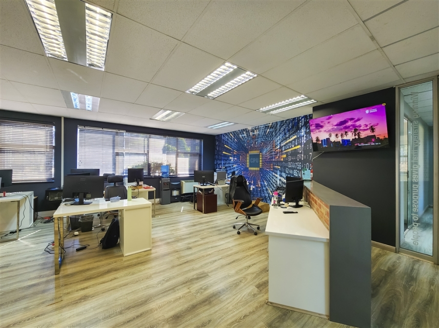 To Let Commercial Property for Rent in Lonehill Gauteng