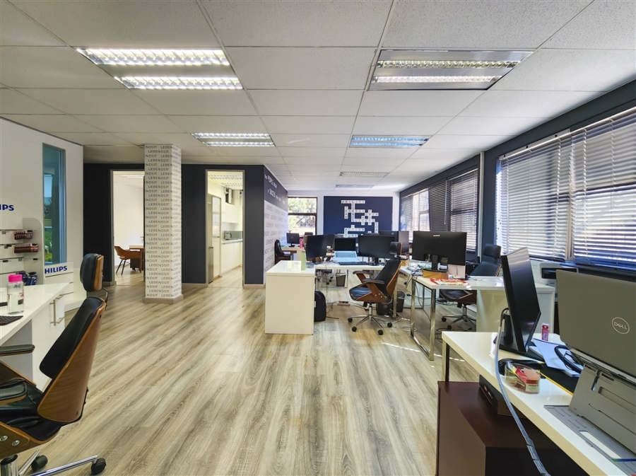 To Let Commercial Property for Rent in Lonehill Gauteng