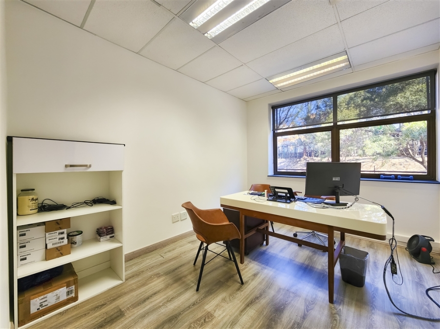 To Let Commercial Property for Rent in Lonehill Gauteng