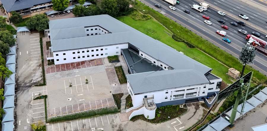 To Let Commercial Property for Rent in Vorna Valley Gauteng
