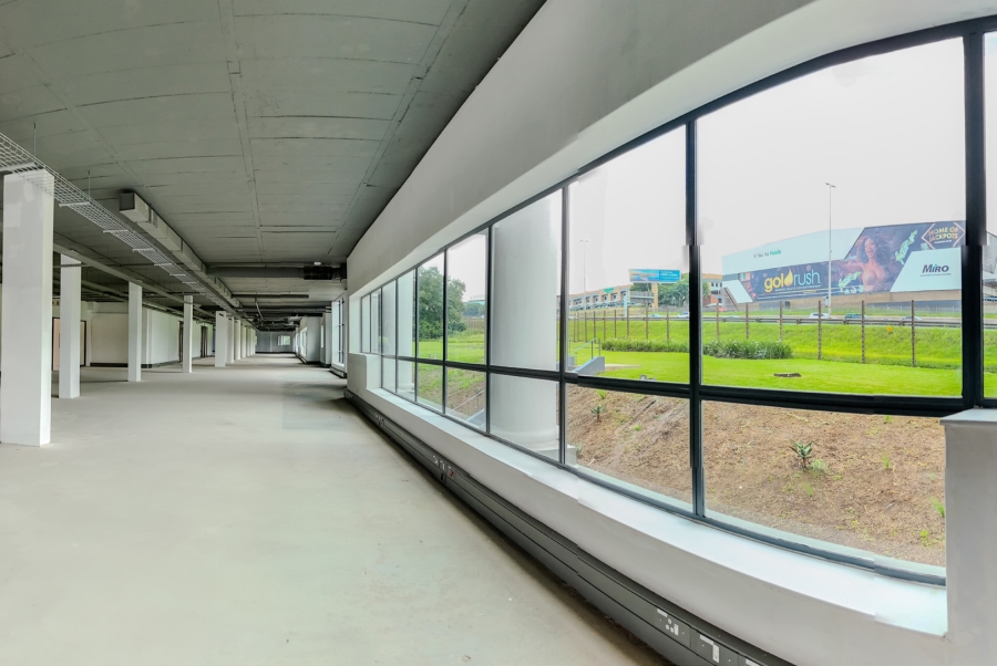 To Let Commercial Property for Rent in Vorna Valley Gauteng