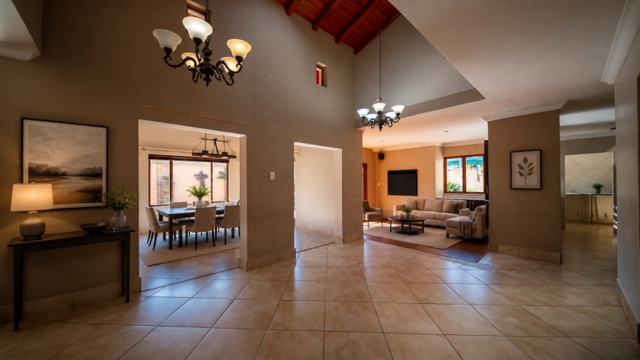 3 Bedroom Property for Sale in Faerie Glen Gauteng