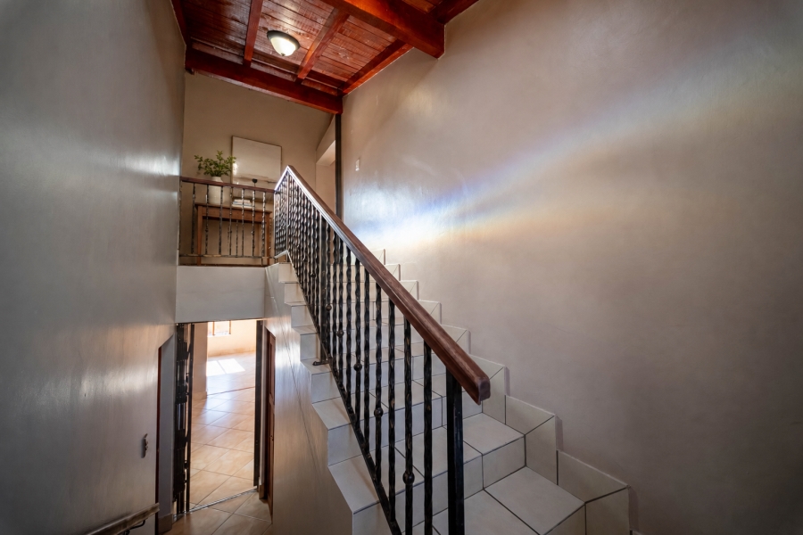 3 Bedroom Property for Sale in Faerie Glen Gauteng