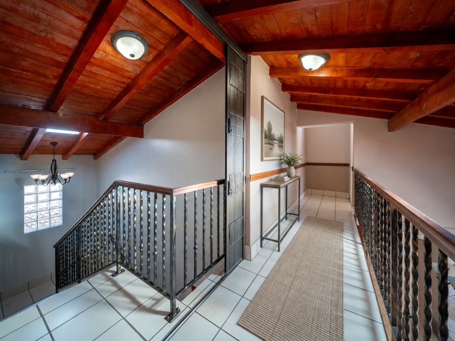 3 Bedroom Property for Sale in Faerie Glen Gauteng