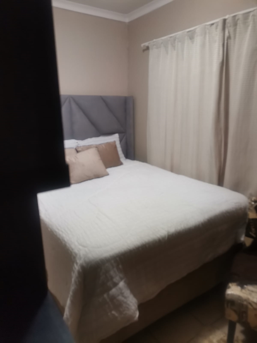 2 Bedroom Property for Sale in The Orchards Gauteng