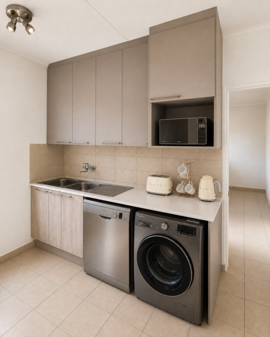 4 Bedroom Property for Sale in Monavoni Gauteng