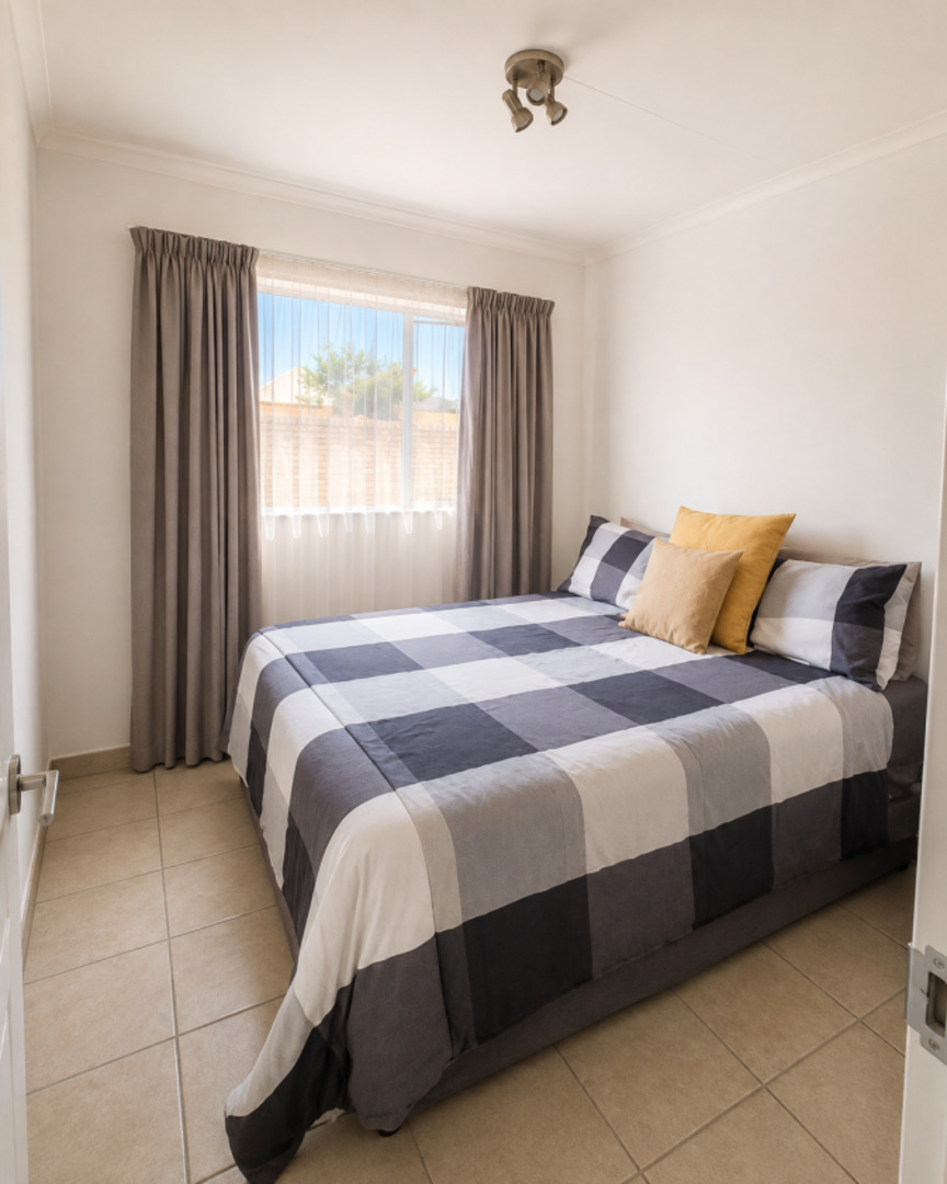 4 Bedroom Property for Sale in Monavoni Gauteng