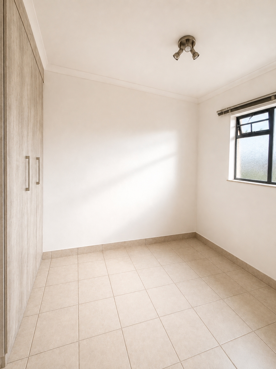 4 Bedroom Property for Sale in Monavoni Gauteng