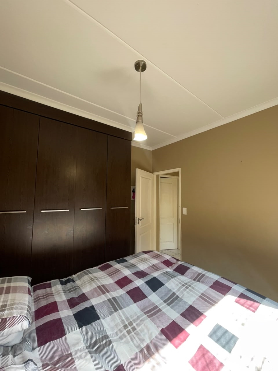 To Let 2 Bedroom Property for Rent in Noordhang Gauteng