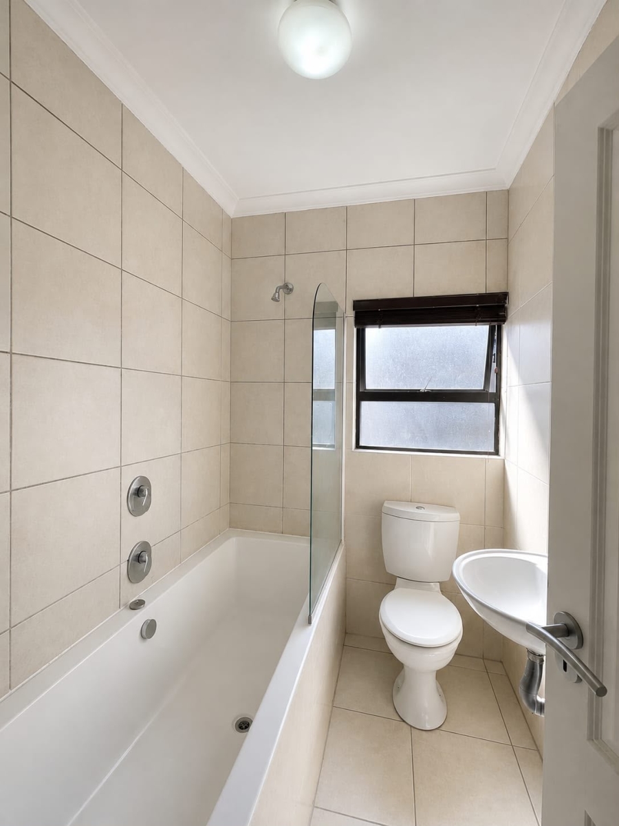 To Let 2 Bedroom Property for Rent in Noordhang Gauteng