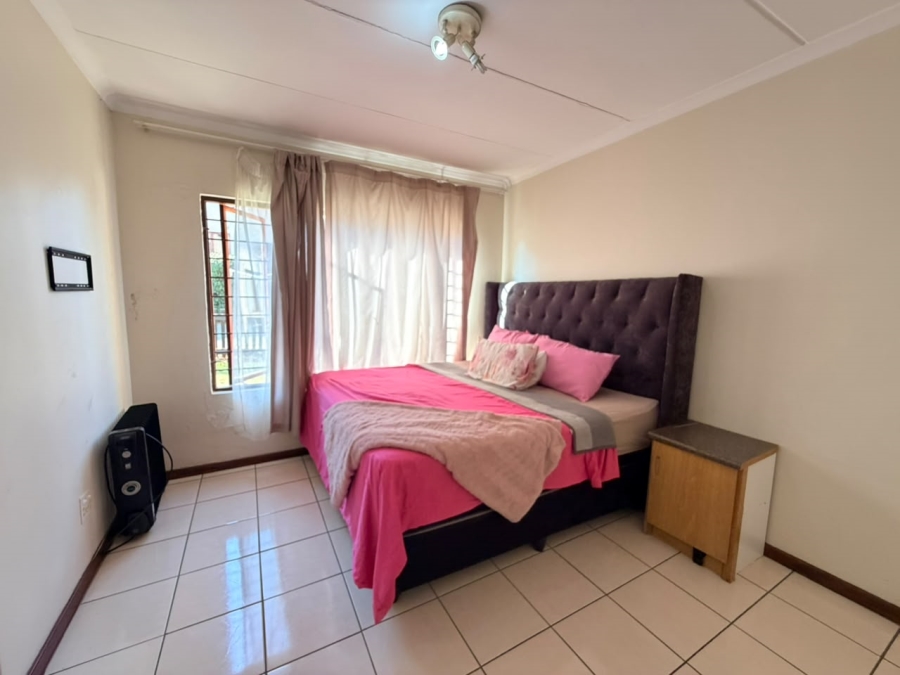 2 Bedroom Property for Sale in Northwold Gauteng
