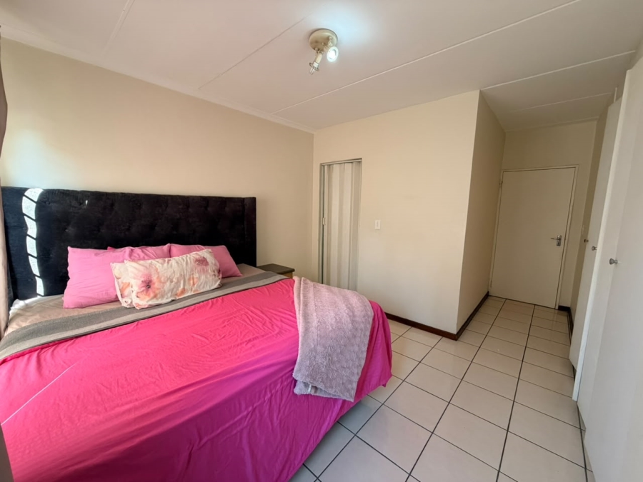 2 Bedroom Property for Sale in Northwold Gauteng