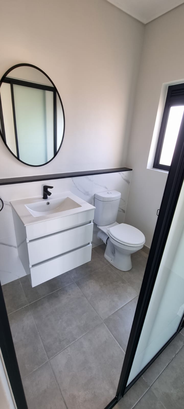 To Let 1 Bedroom Property for Rent in Waterfall Gauteng