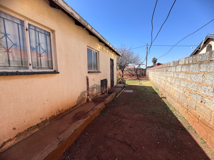 2 Bedroom Property for Sale in Vosloorus Ext 6 Gauteng