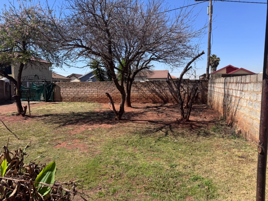 2 Bedroom Property for Sale in Vosloorus Ext 6 Gauteng
