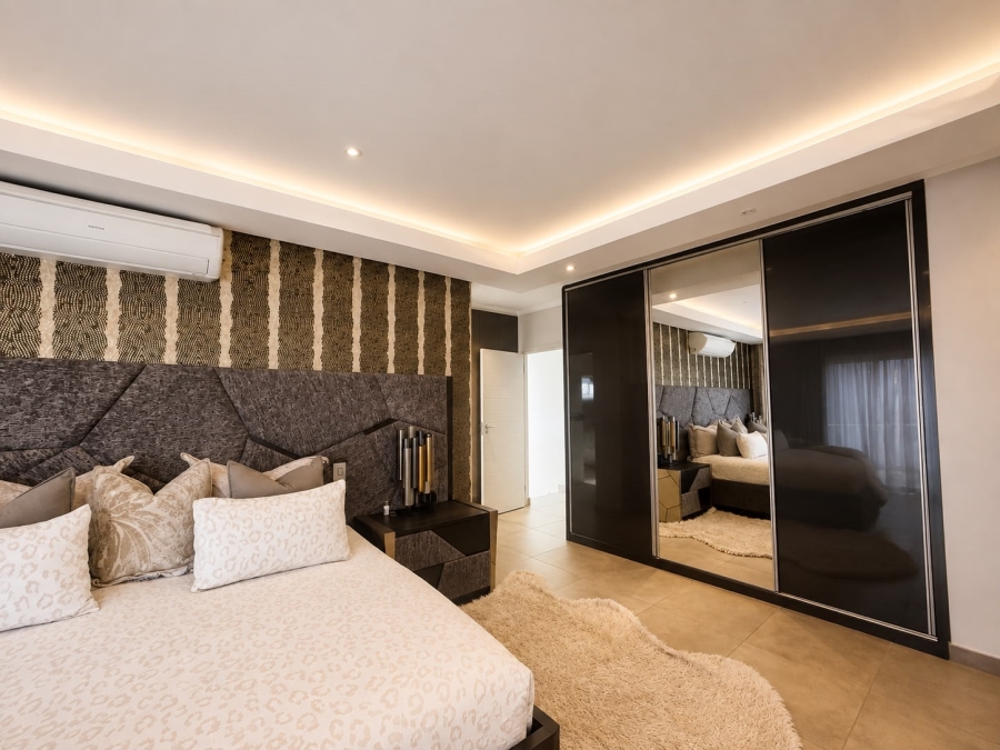 To Let 4 Bedroom Property for Rent in Bryanston Gauteng