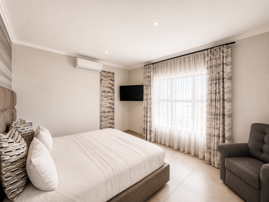 To Let 4 Bedroom Property for Rent in Bryanston Gauteng