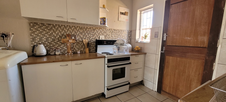 2 Bedroom Property for Sale in Bonaero Park Gauteng