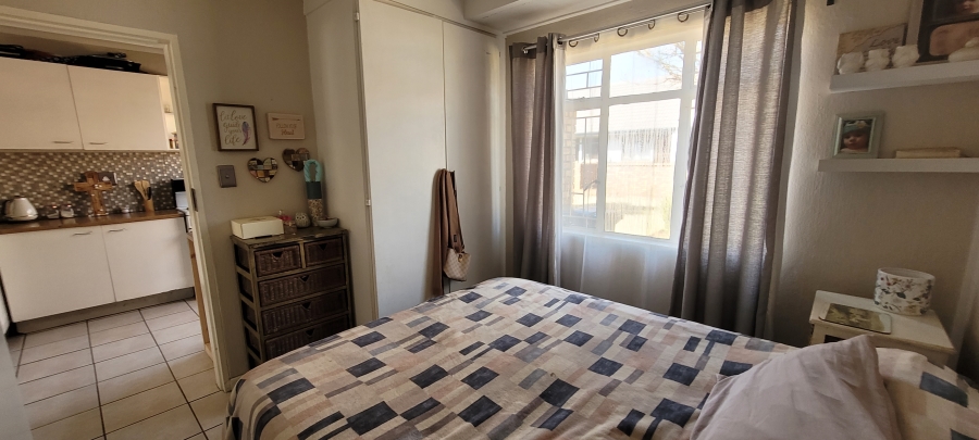 2 Bedroom Property for Sale in Bonaero Park Gauteng