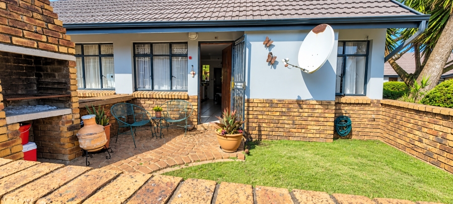2 Bedroom Property for Sale in Bonaero Park Gauteng
