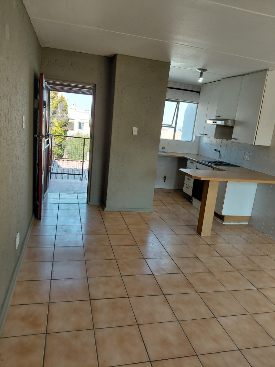 2 Bedroom Property for Sale in Vorna Valley Gauteng