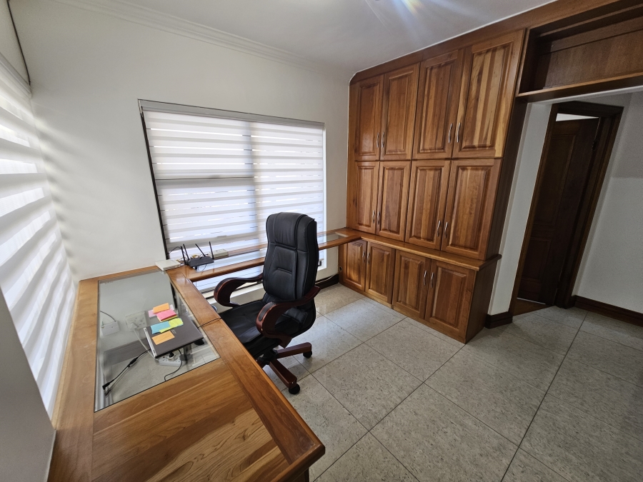 To Let 3 Bedroom Property for Rent in Morningside Ext 40 Gauteng