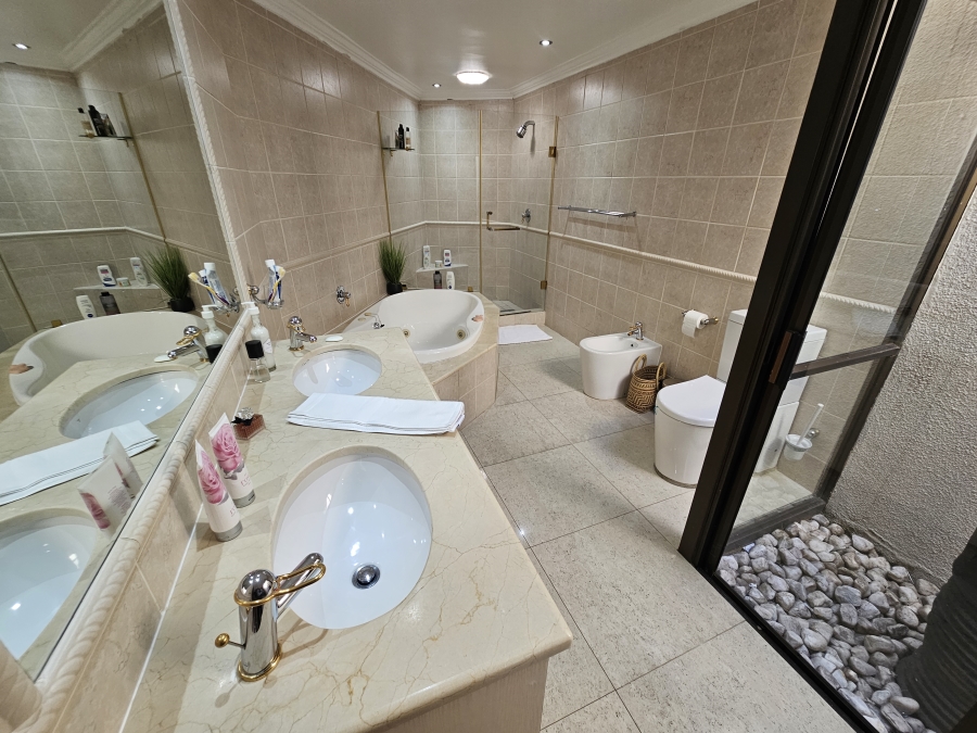 To Let 3 Bedroom Property for Rent in Morningside Ext 40 Gauteng