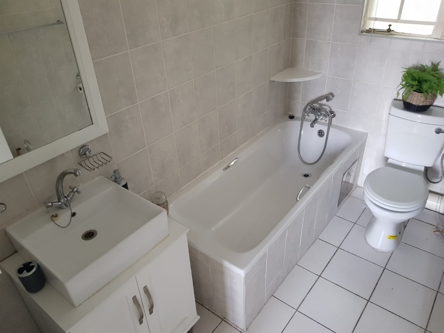 To Let 2 Bedroom Property for Rent in Morningside Gauteng