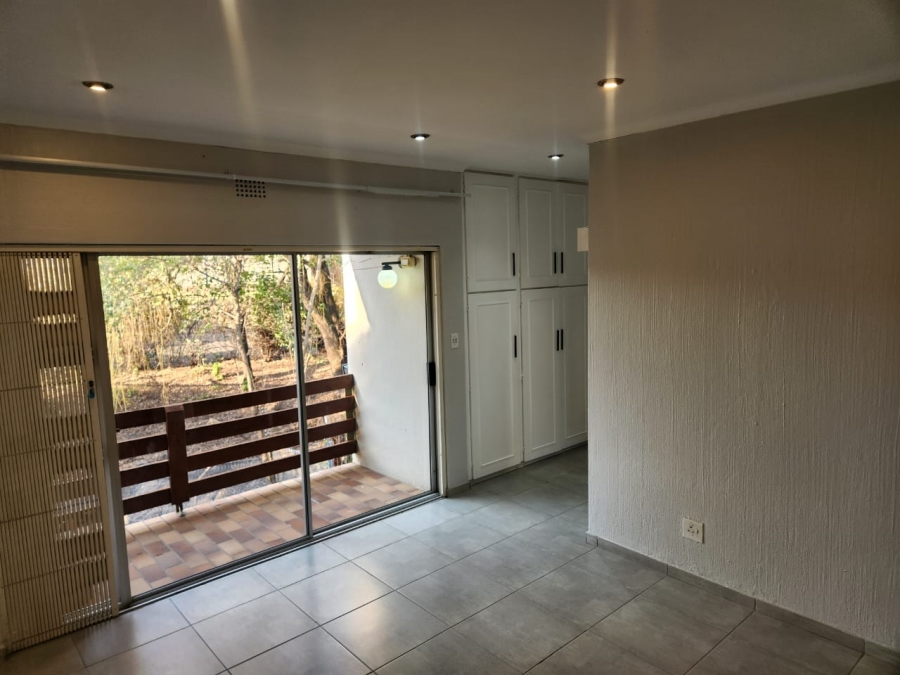 To Let 3 Bedroom Property for Rent in Bryanston Gauteng